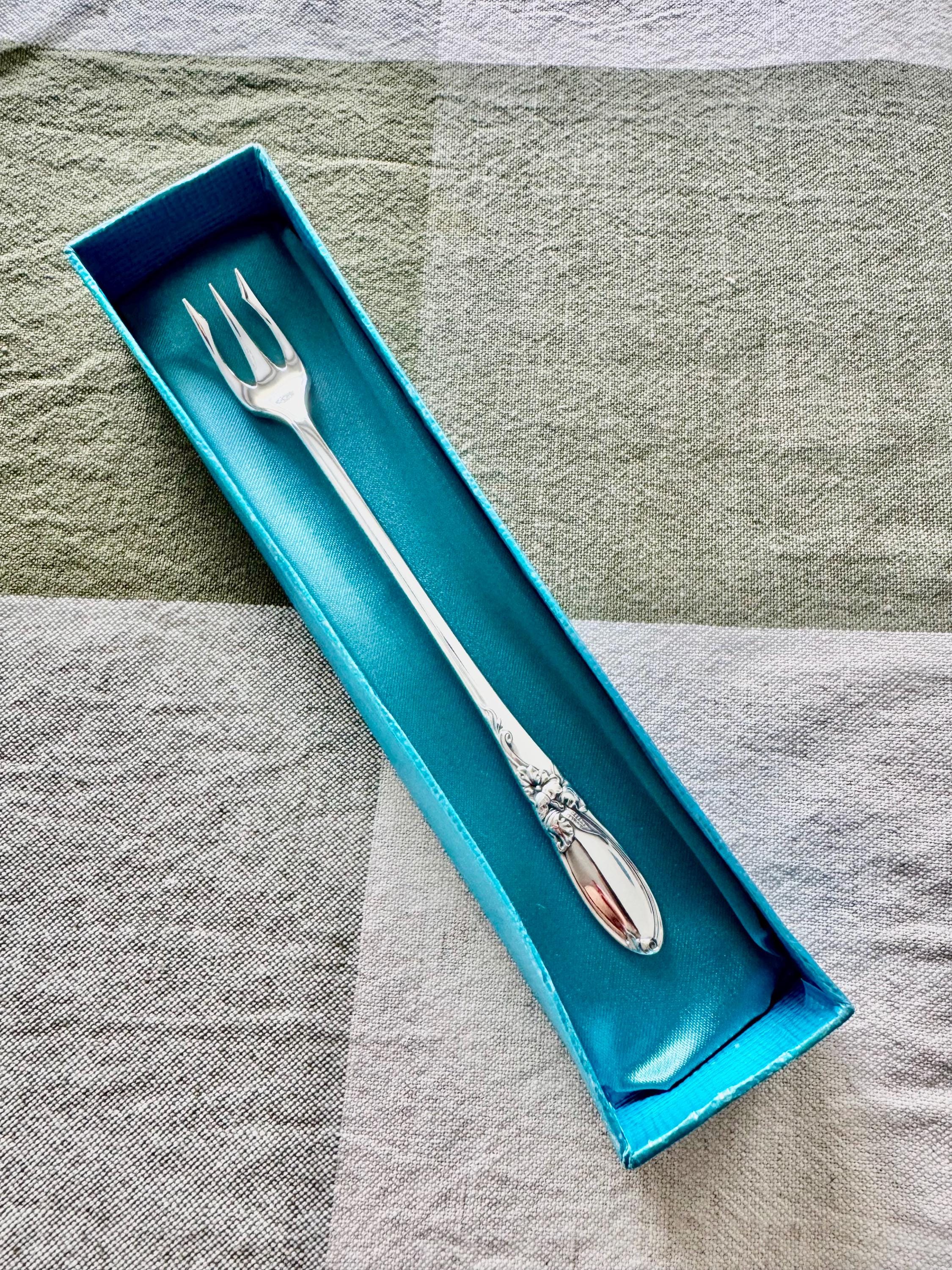 Vintage White Orchid Silverware Set: 1953 Community Silverplate