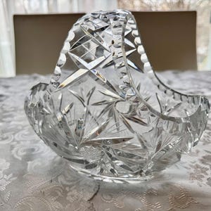 Vintage Heavy Cut Crystal Basket with Handle – Pinwheel & Starburst Pattern, Candy Dish, Wedding Centerpiece, Choose Your Favorite A. Diamond Cut 8.25”