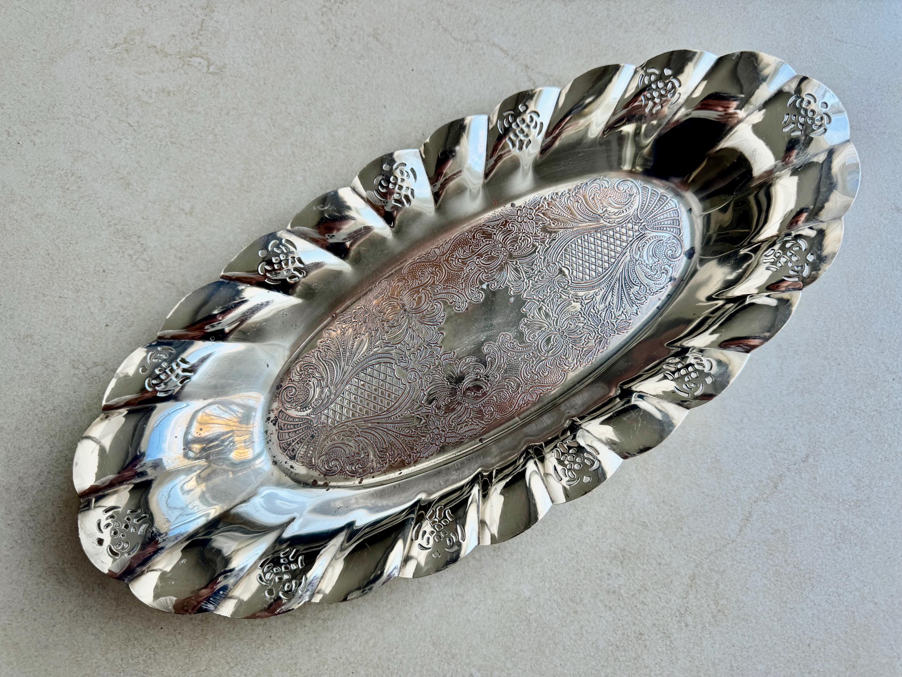 Vintage Silver Plated Oval Trays: Sheffield or Marlboro Plate, Made in England/Canada