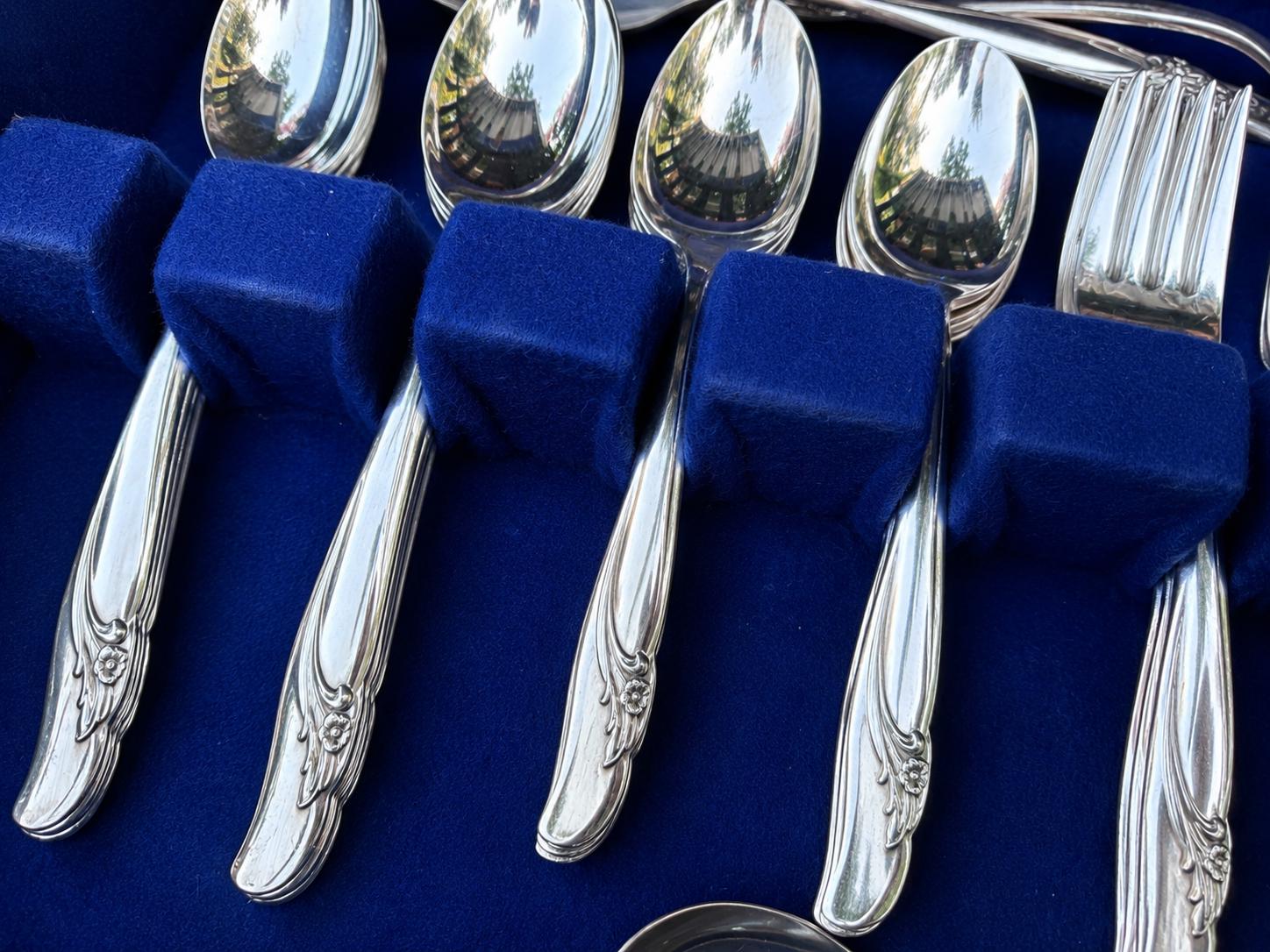Exquisite 1957 International Silver Silverplate — Complete  Set for 8 — Vintage Floral Silverware Set (44 items)