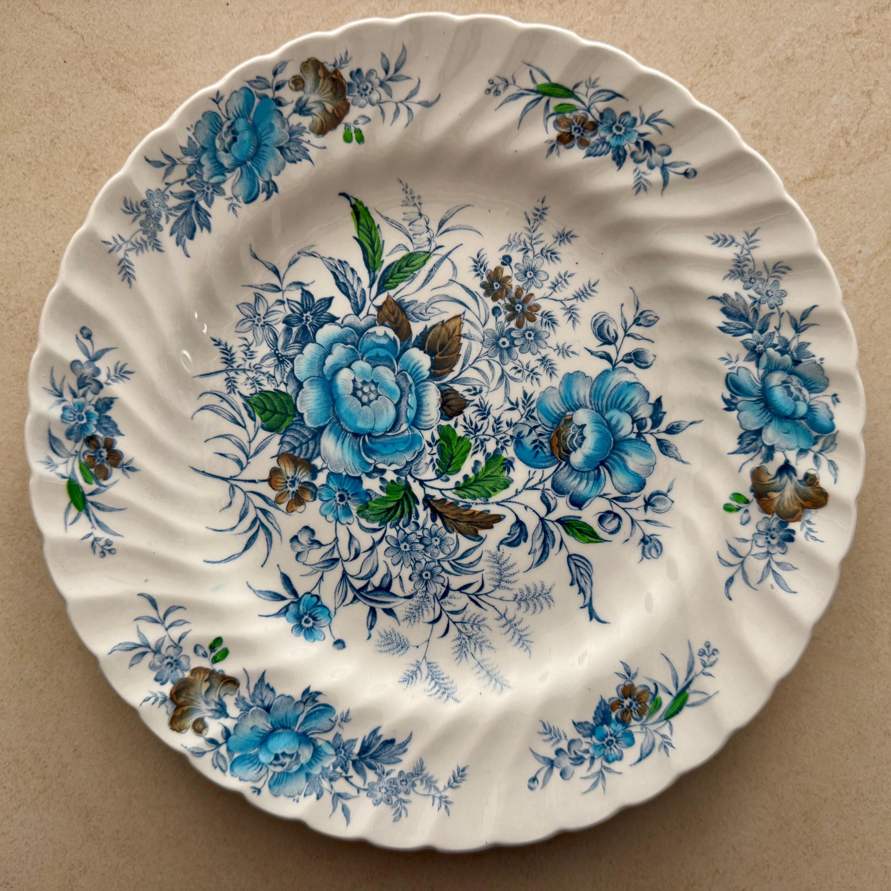 Vintage Mixed Wall Plate Gallery Set Of 7 — Italian Faenza Garofano, Riviera Japan, Royal Albert, Foley, Queen’s Finland & Blue Onion