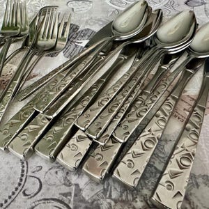 Vintage “Navaho” Stainless Flatware Set by 1847 Rogers Bros – Mid Century Modern (32pcs) bild 8