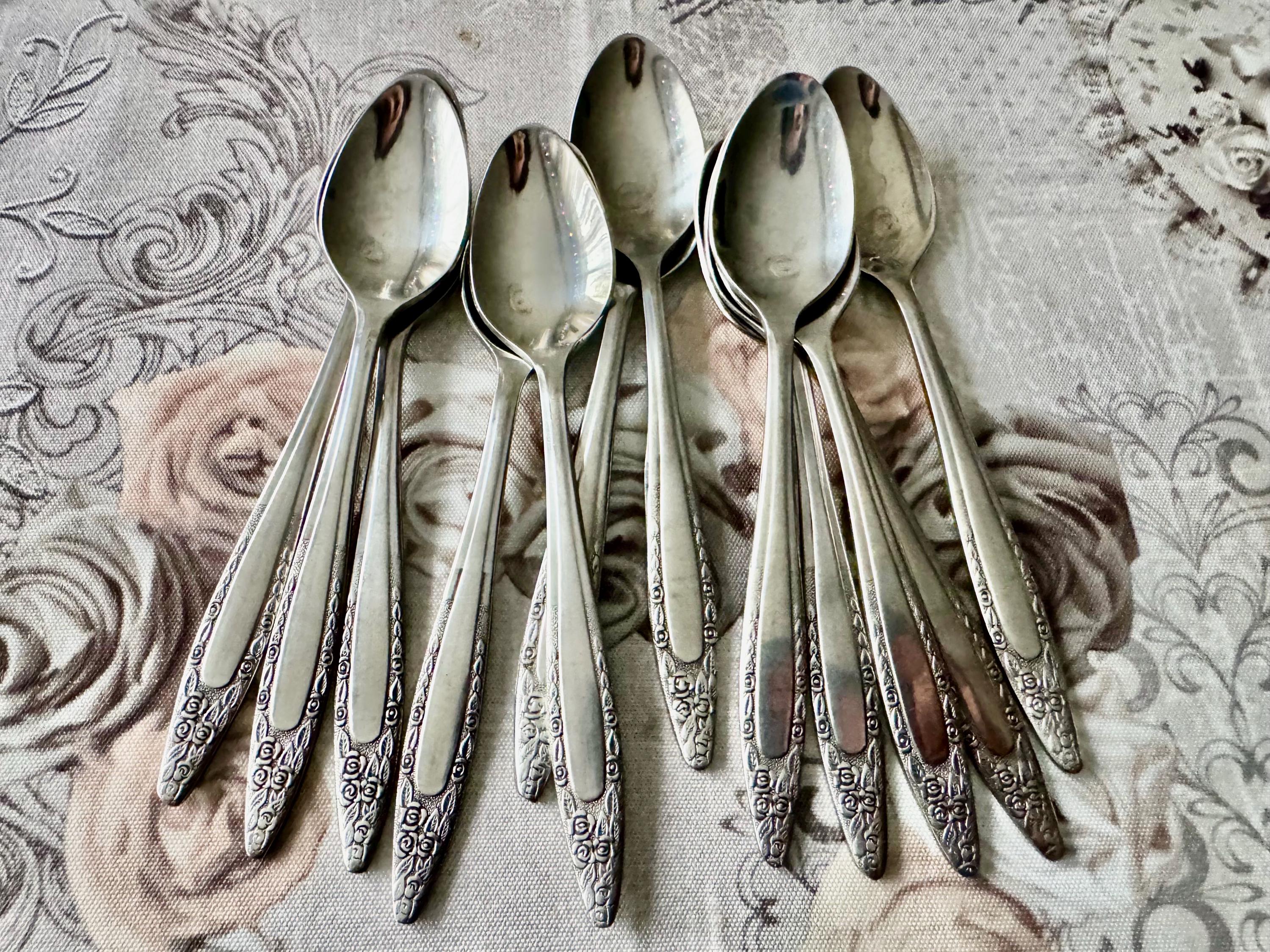 Vintage NASCO “Mariana / Jasmin” Stainless Flatware Collection – Floral Roses Pattern Korea