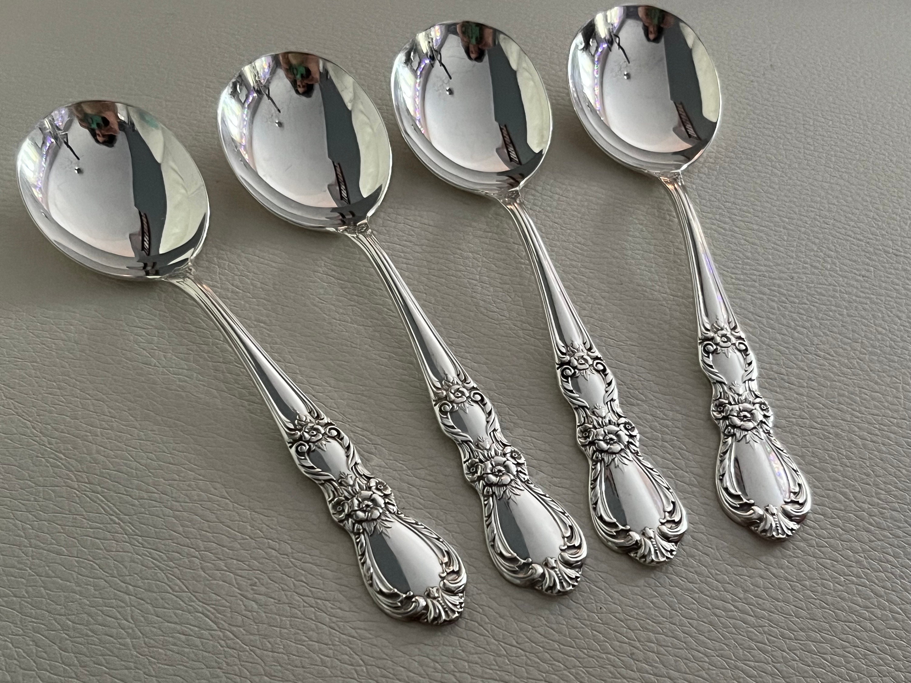 Vintage Large Round Bowl Cream/Soup Spoons — Set of 12 — Silver Plated Silverware “Heritage”