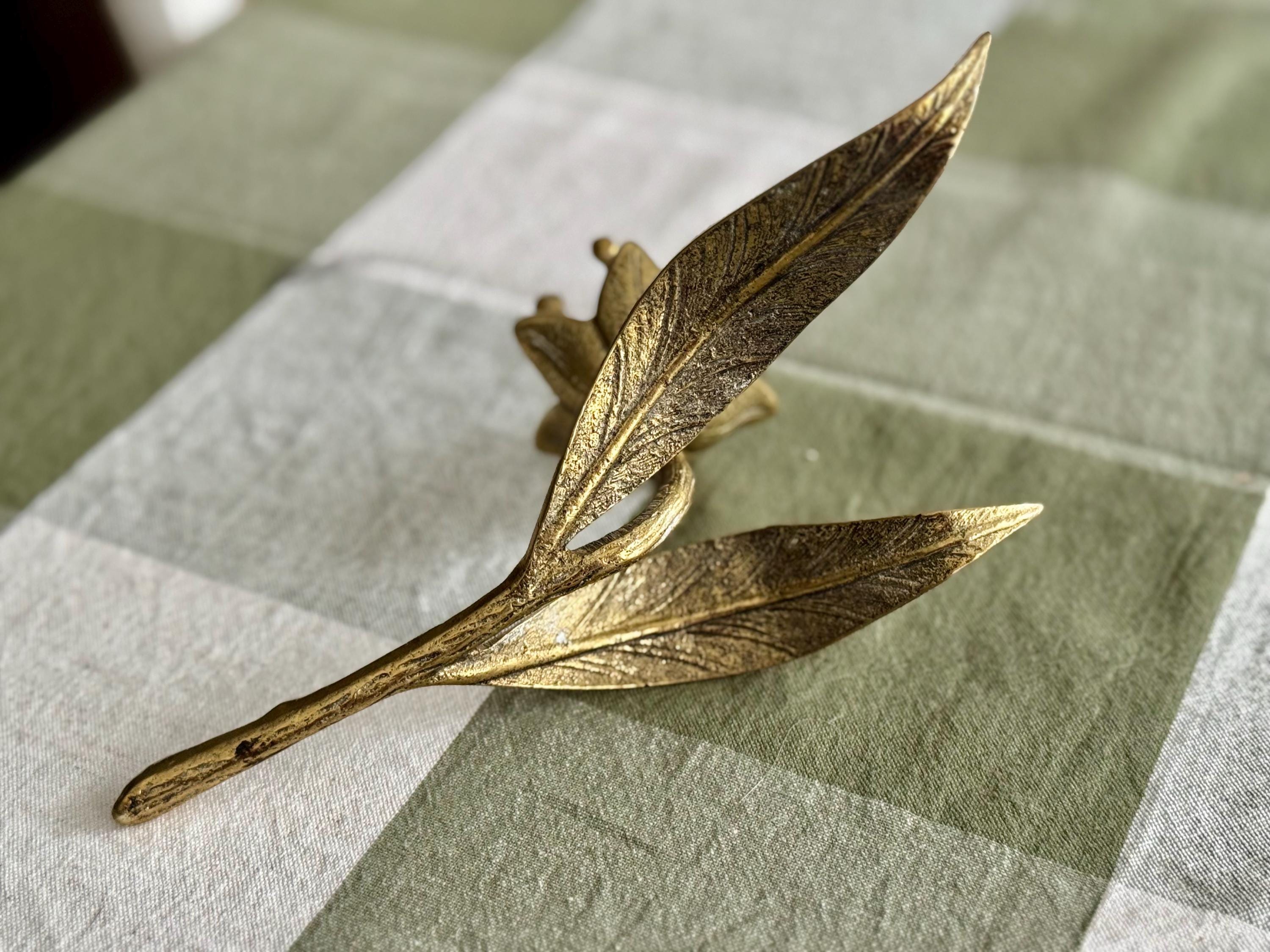 Vintage Brass Lotus Candle Holder – Sculptural Mid Century Brass Decor