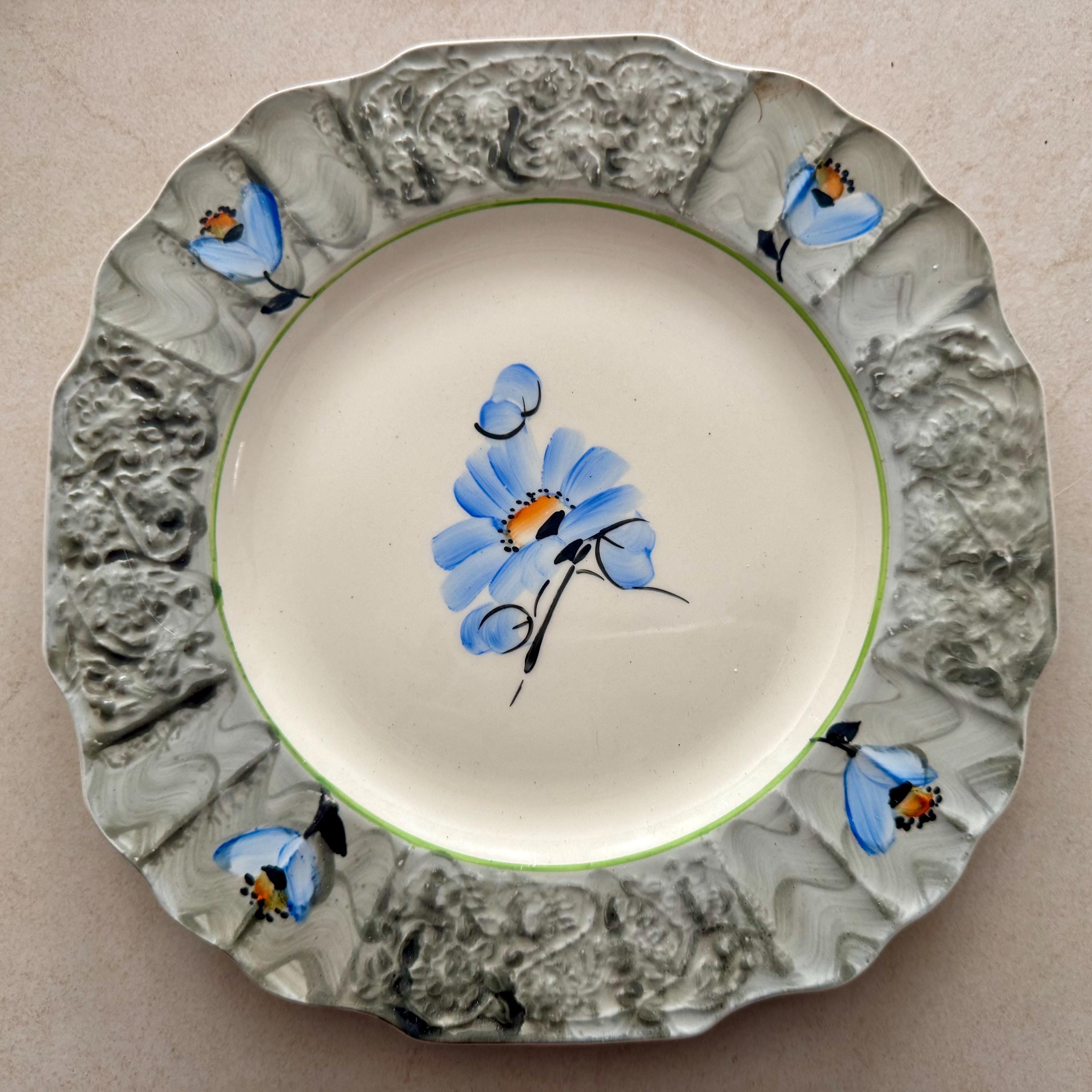 Vintage Mixed Wall Plate Gallery Set Of 7 — Italian Faenza Garofano, Riviera Japan, Royal Albert, Foley, Queen’s Finland & Blue Onion