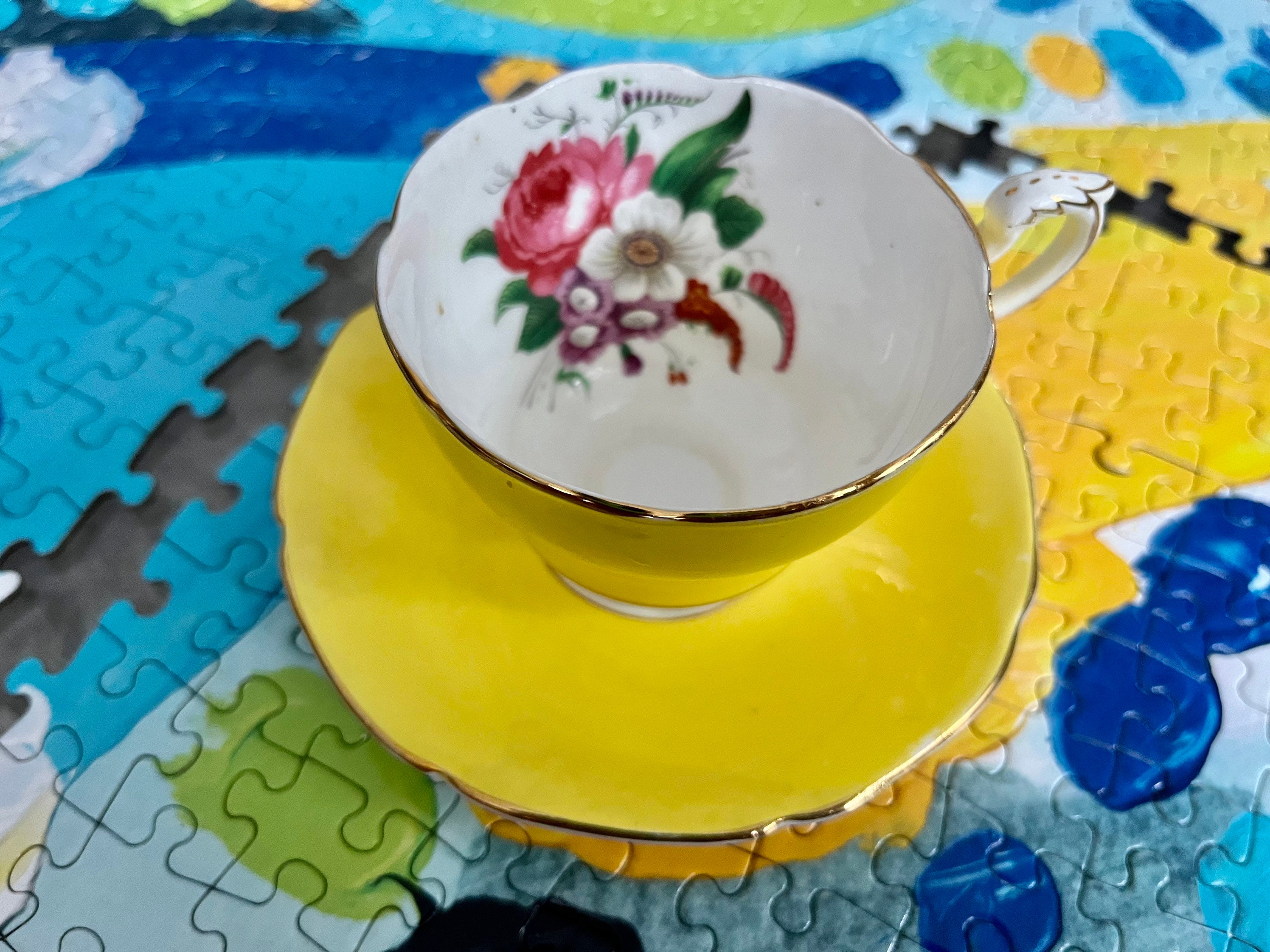 Vintage Paragon Double Warrant Bone China Teacup & Saucer – Yellow Floral Tea Cup Set – Made in England