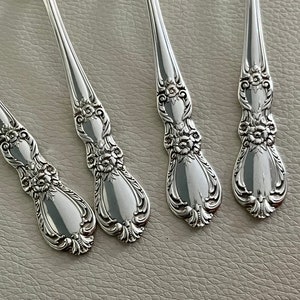Vintage Large Round Bowl Cream/Soup Spoons — Set of 12 — Silver Plated Silverware “Heritage” image 4