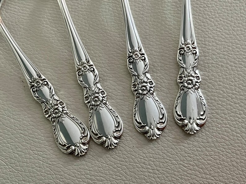 Vintage Large Round Bowl Cream/Soup Spoons — Set of 12 — Silver Plated Silverware “Heritage” image 4