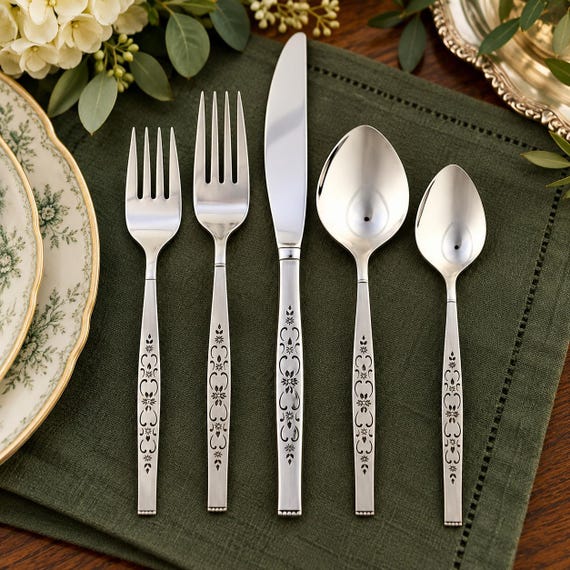Oneida Spanada Stainless Flatware – Custom Set Options – Discontinued 1990s Pattern — Made in USA
