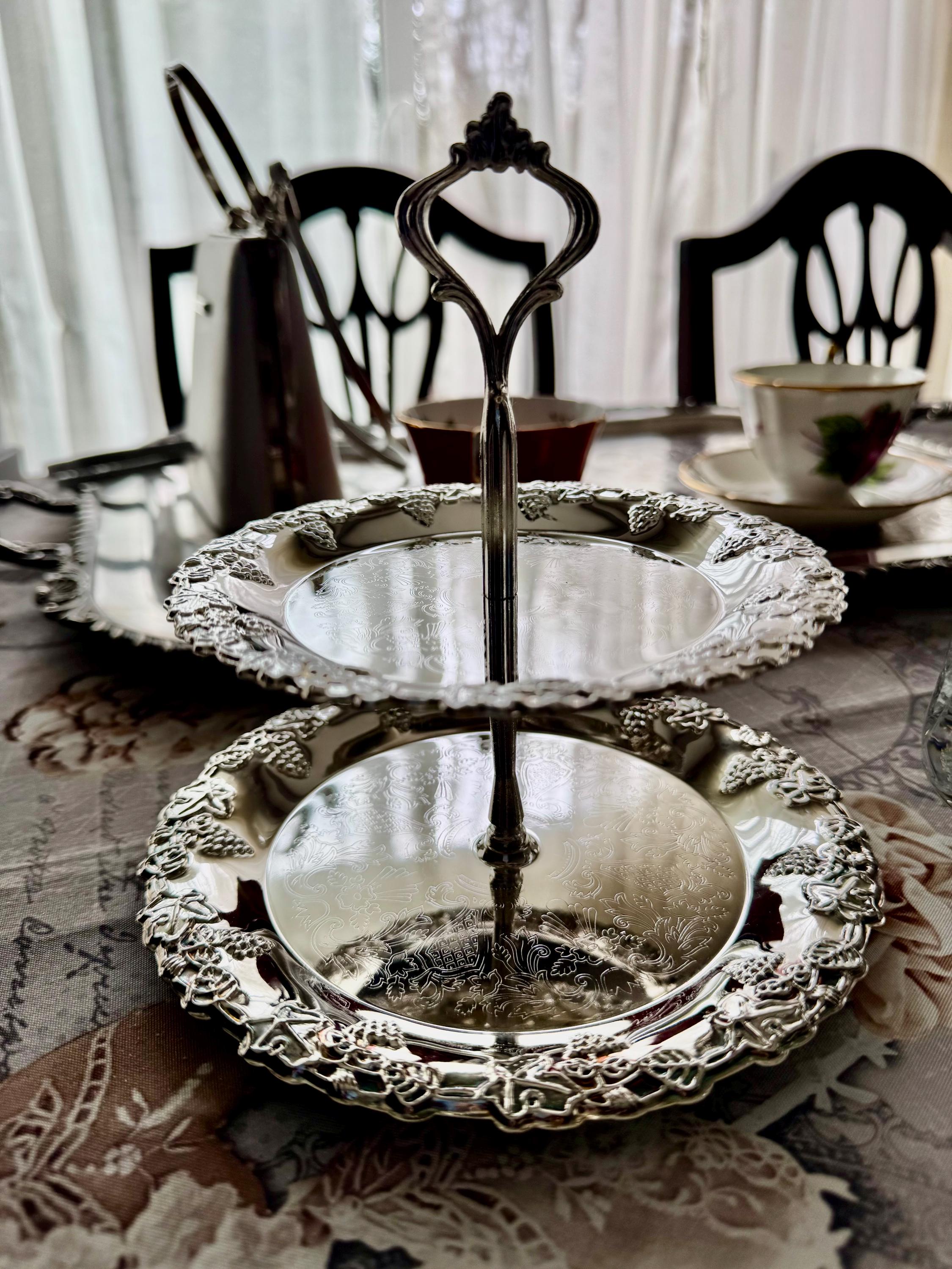 Silver Plated 2-Tier Stand – Grape & Vine – Jewelry Display / Tea Stand – NEW in Box