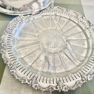 Fancy & Ornate Large Vintage Silver Plate Covered Dish with Glass Insert, Sheffield Reproduction immagine 4