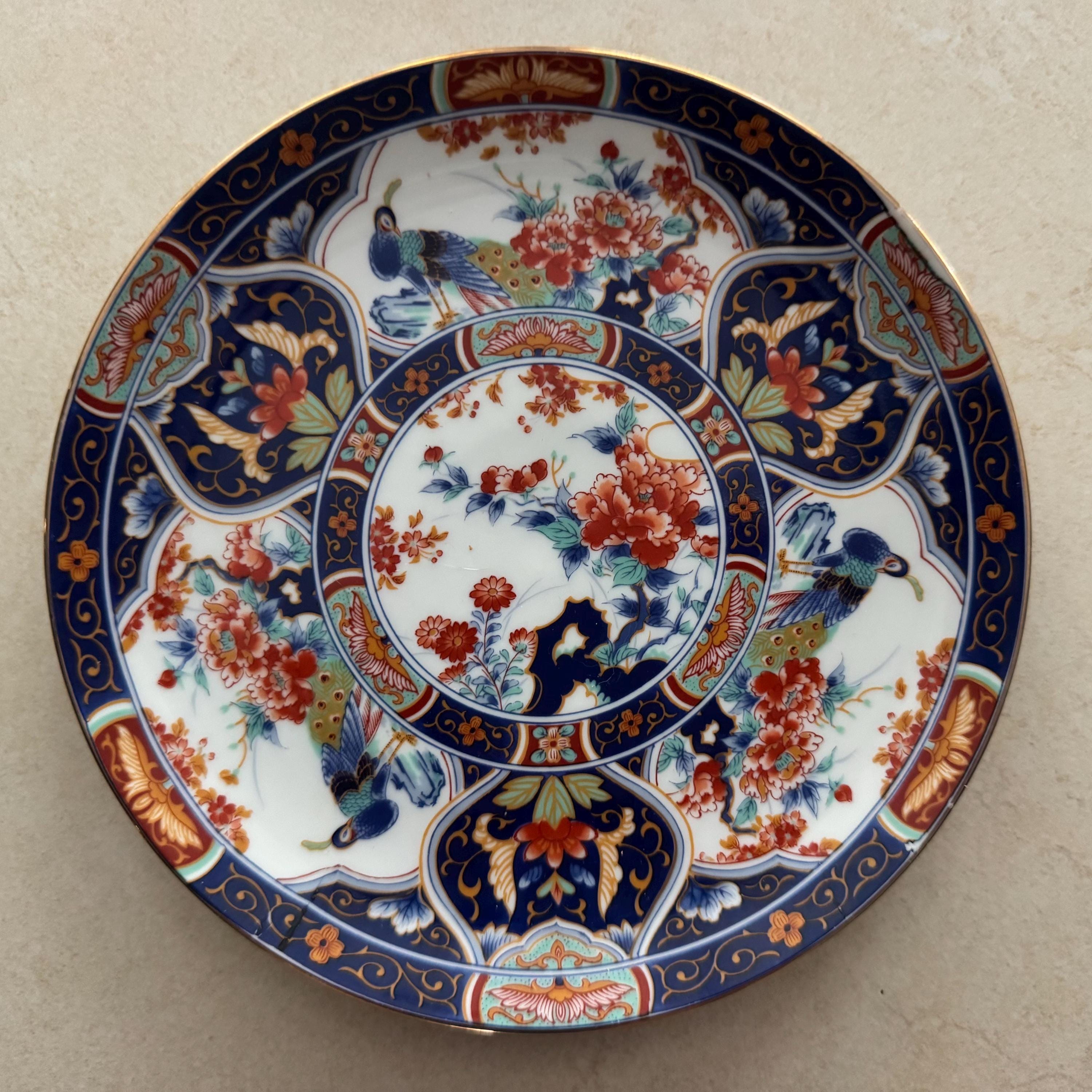 Vintage Imari Style Wall Plate Gallery – 7 Piece Mixed Porcelain Collection