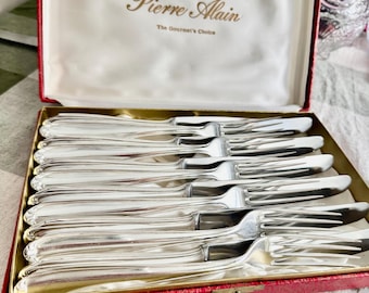 Vintage German Silverplate Flatware Set for 6 – Pierre Alain Box