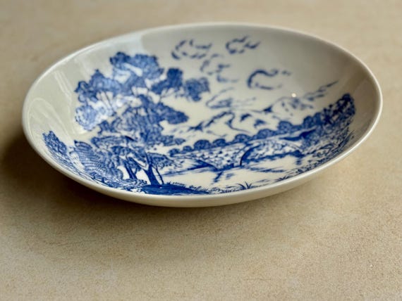 Vintage “English Country Garden” Blue & White Oval Serving Dish – Made in Japan
