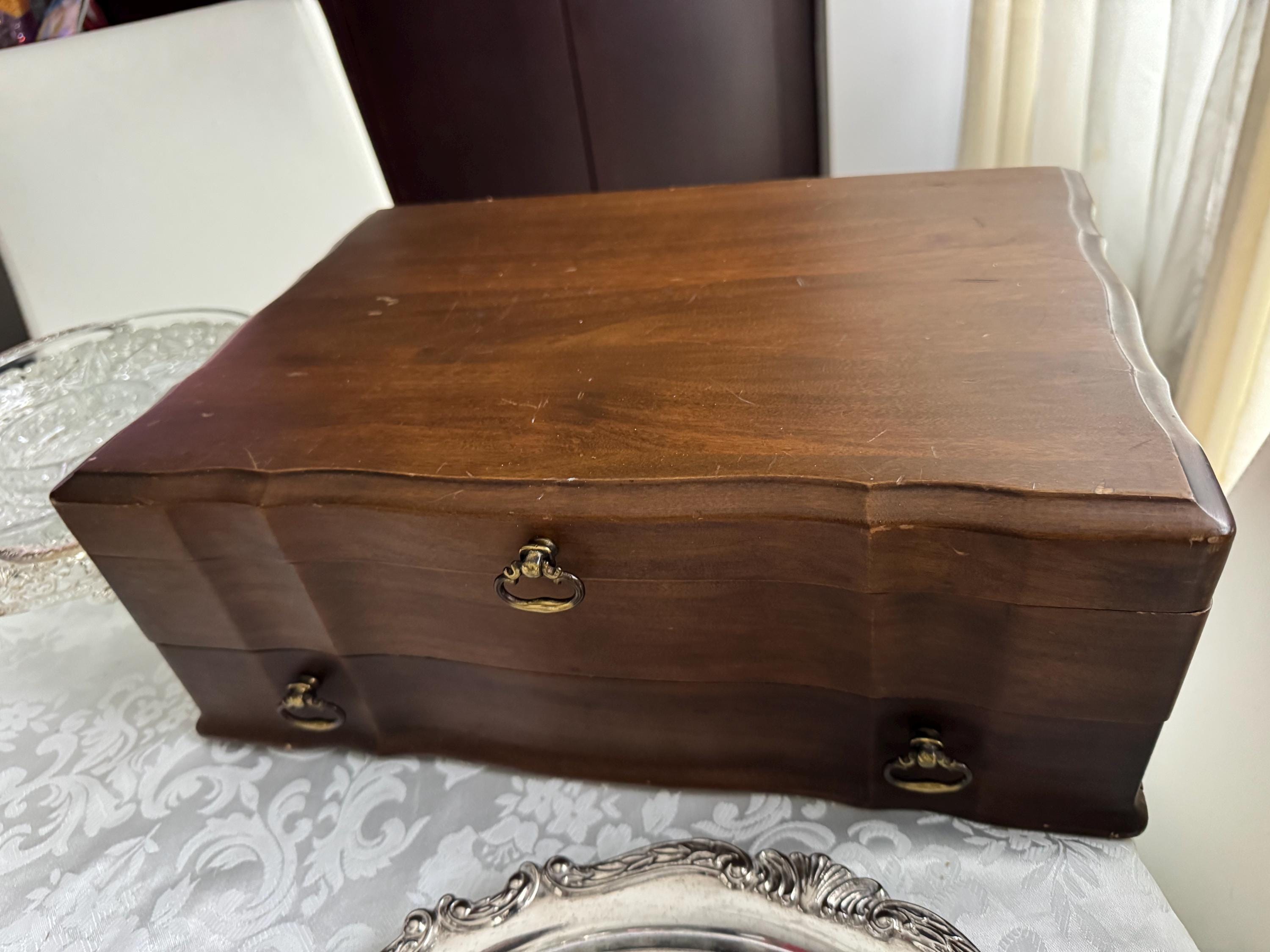 Artistry Vintage 1960+ Complete Silverplate Set for 8 Persons (46 items) — Optional Chest