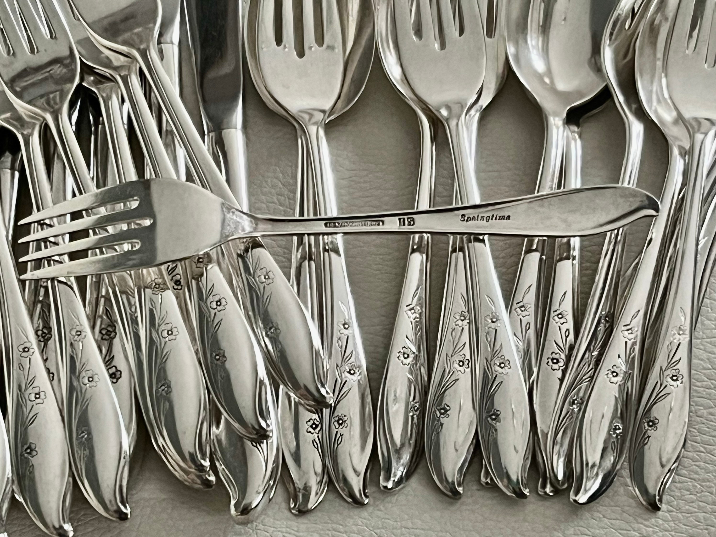 Vintage 1957 Springtime Silver Plated Silverware Set for 8 – 58 Pieces