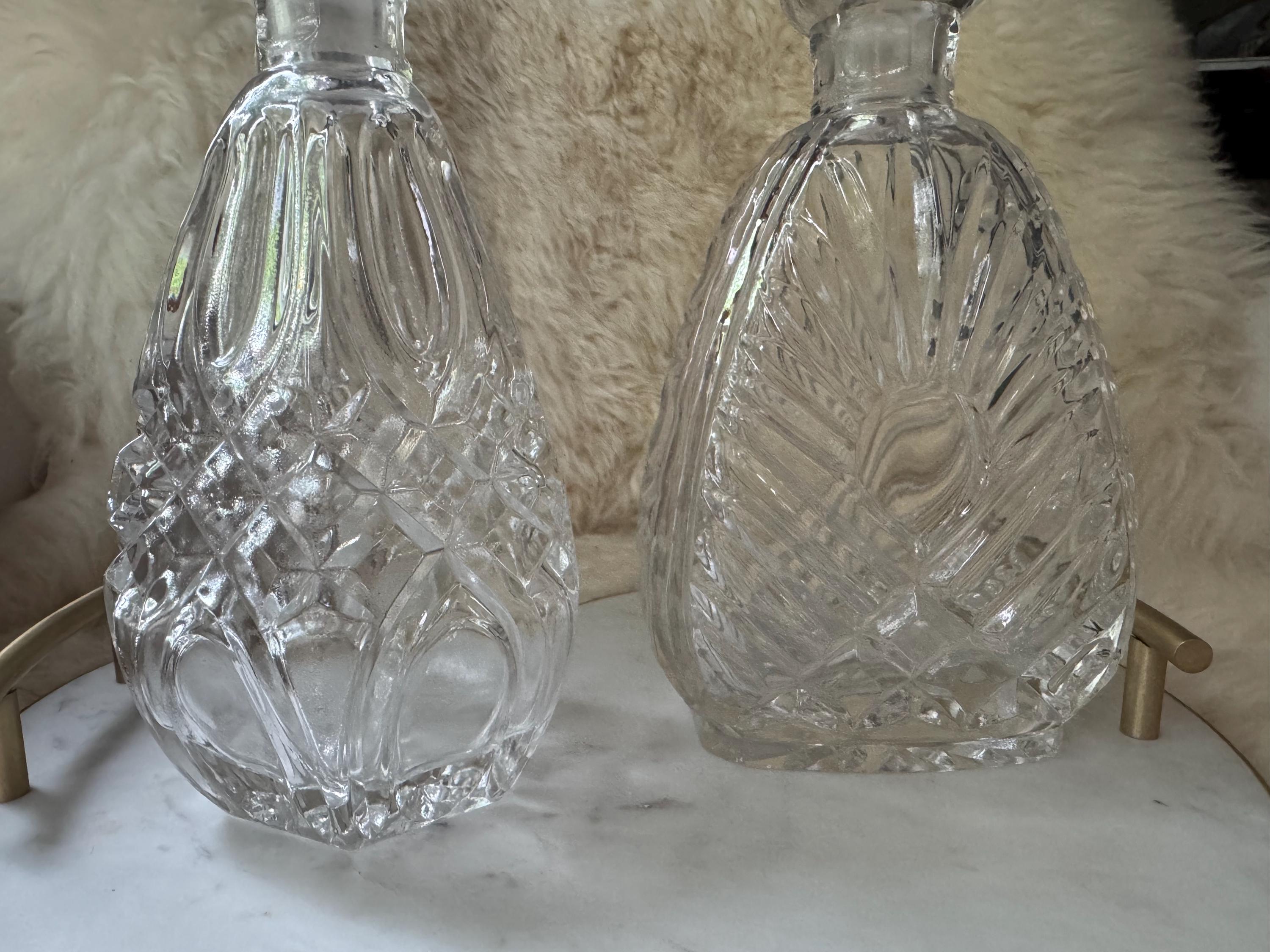 Vintage Cut Crystal Decanter with Stopper – Elegant Geometric Design