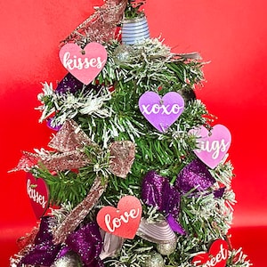 Valentine’s Day Tabletop Tree