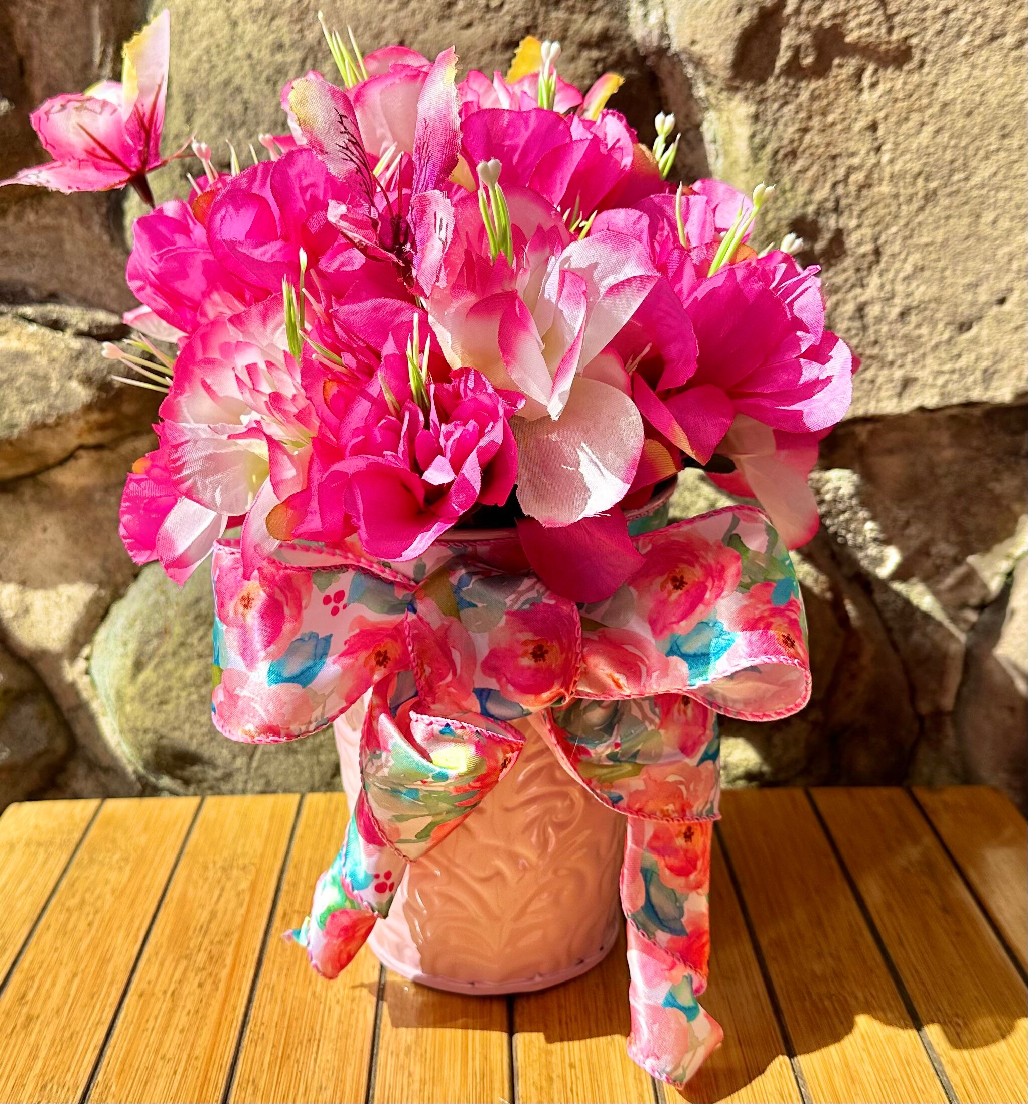 Image of Gibraltar azalea in vase