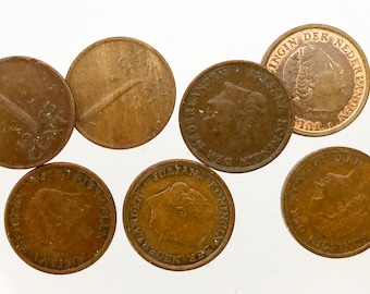 200 Dutch Wilhelmina and Juliana cents, various years, unsorted, 400 grams, copper