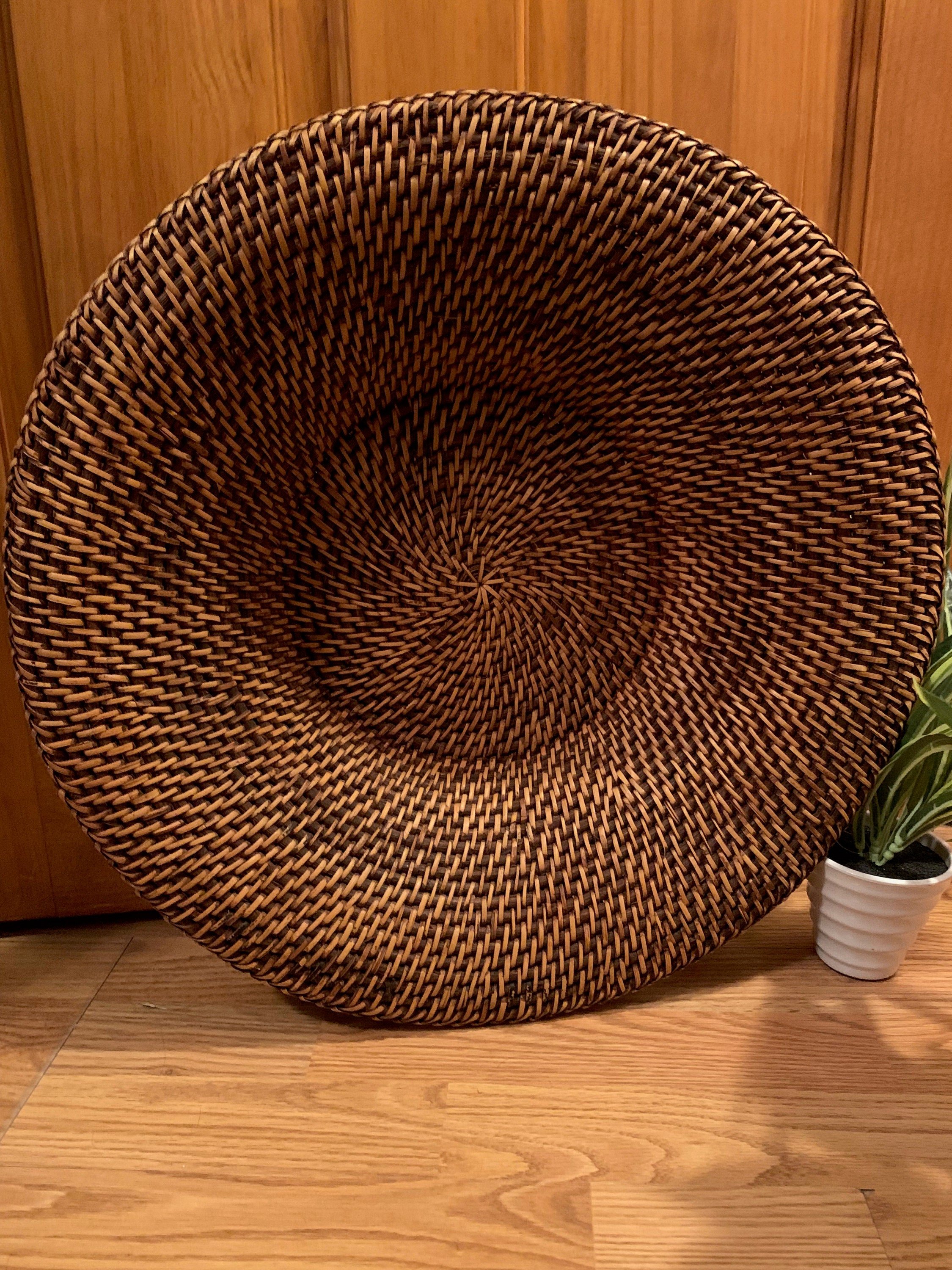 Woven Basket with Handle, Vietnam Traditional Handmade Rattan Wicker  Storage Basket – Silvia Home Craft