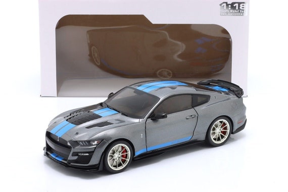 2022 Ford Mustang Shelby GT500 KR Dark Silver 1/18 Scale Diecast