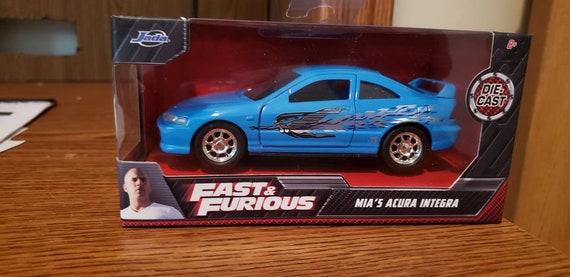 Fast and Furious Mia s Acura Integra 1 32 Scale Diecast Model