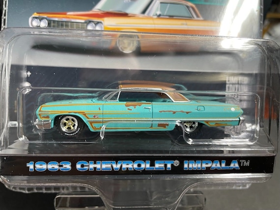 CHEVROLET Impala 1963 de la série STARSKY & HUTCH sous blister