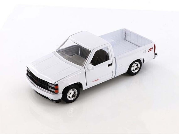 Amazon.com: 1992 Sierra GT Pickup Truck Gold Metallic with