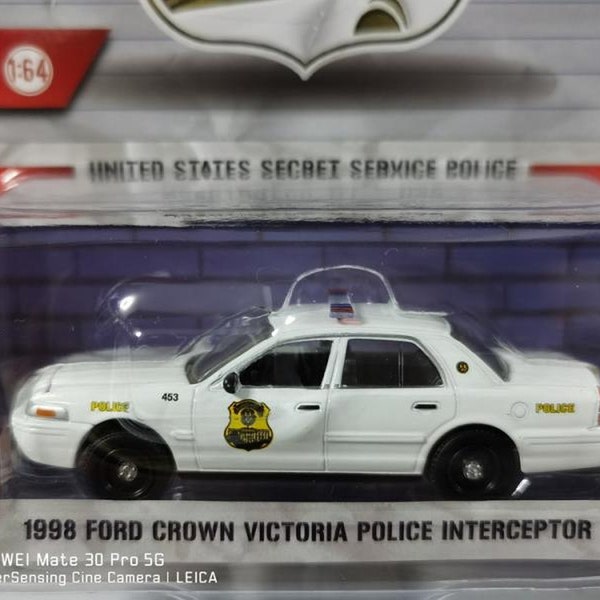 1998 Ford Crown Victoria "US SECRET SERVICE Police" 1/64 Scale Diecast Model Car By Greenlight 43015 B (Limited Edition)