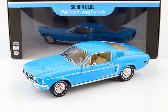 1968 Ford Mustang Fastback Sierra Blue 1/18 Scale Diecast Model 