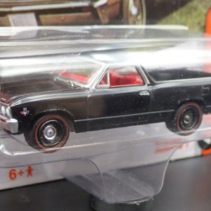 1967 Chevrolet El Camino Tuxedo Black Limited Edition to 11652 pieces Worldwide 1/64 Diecast Model Car by Johnny Lightning JLCG028-JLSP225B image 3