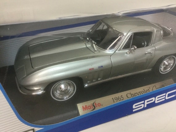 Maisto 2005 chevrolet corvette cheap