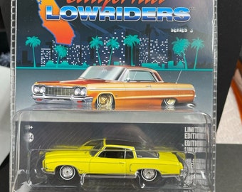 1971 Chevrolet Monte Carlo Lowrider Sunflower Yellow 1/64 Scale Diecast Model Car by GREENLIGHT 63040 C (Limited Edition)