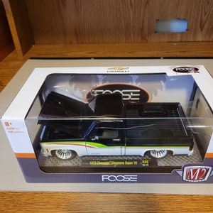 Modèle Réduit 1/24 Chevrolet Cheyenne Super 10 1973 Par Foose - M2 Machines - Pickup Noir édition Limitée