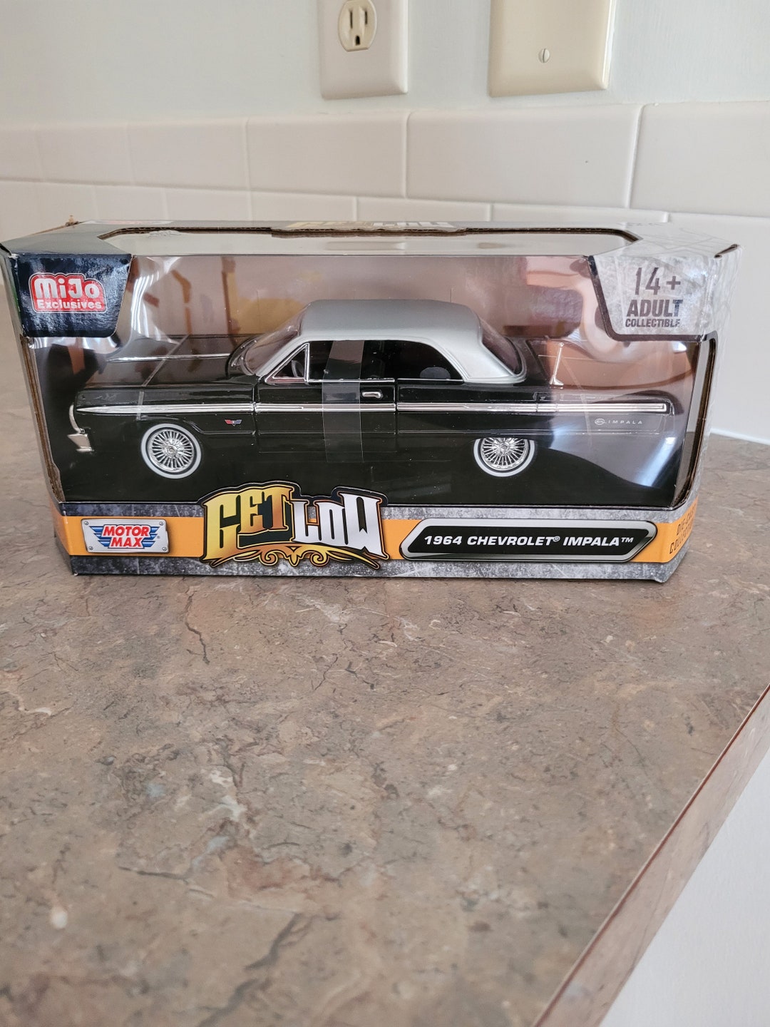 1964 Chevrolet Impala Lowrider Get Low 1/24 Scale Diecast
