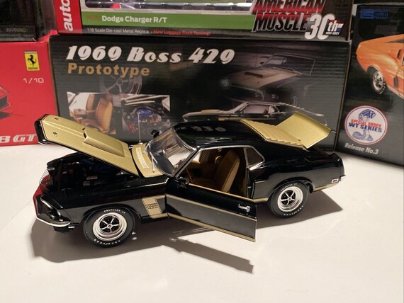 Ford mustang diecast sale