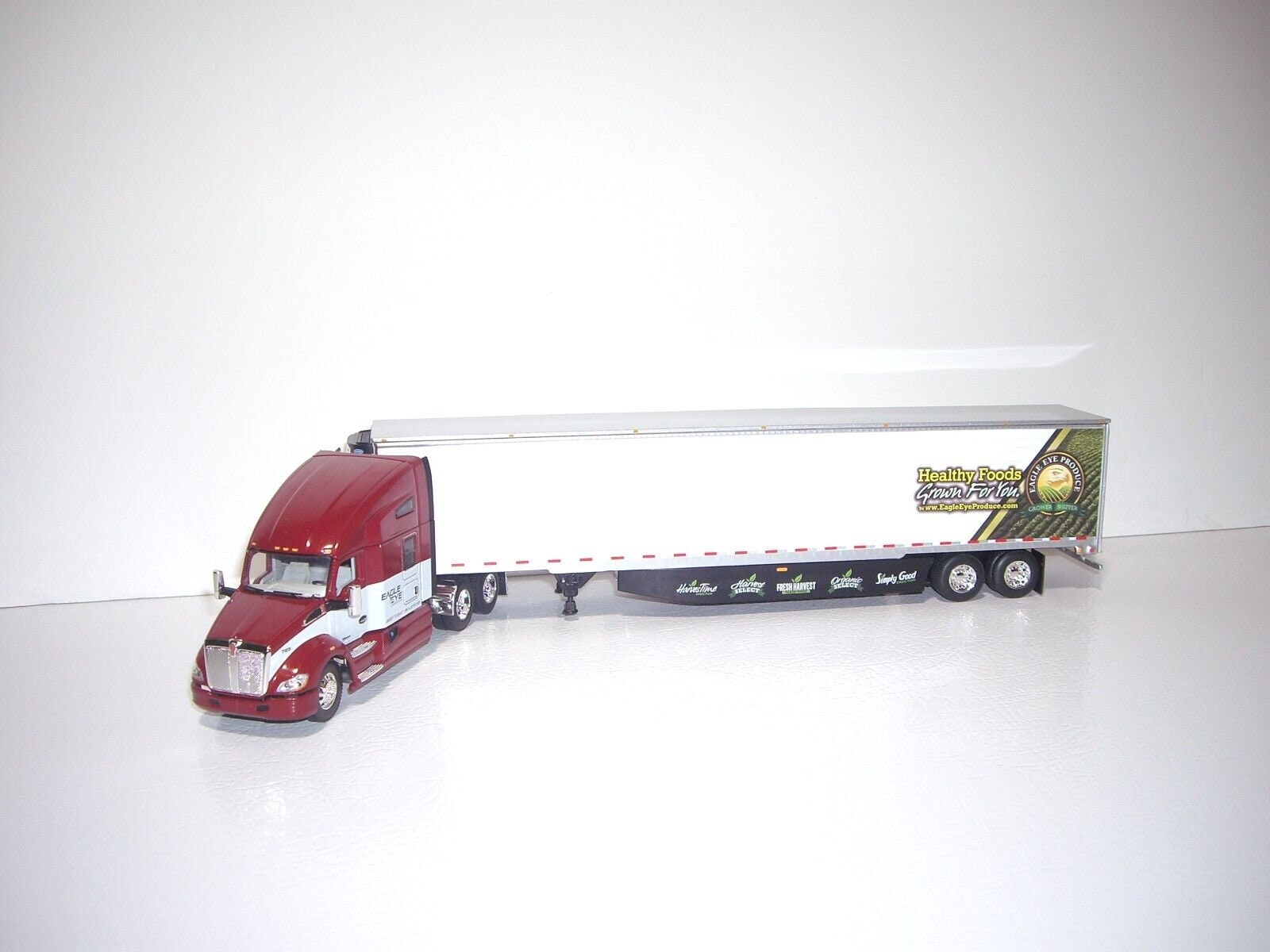 classic semi truck  Model truck kits, Diecast trucks, Car model