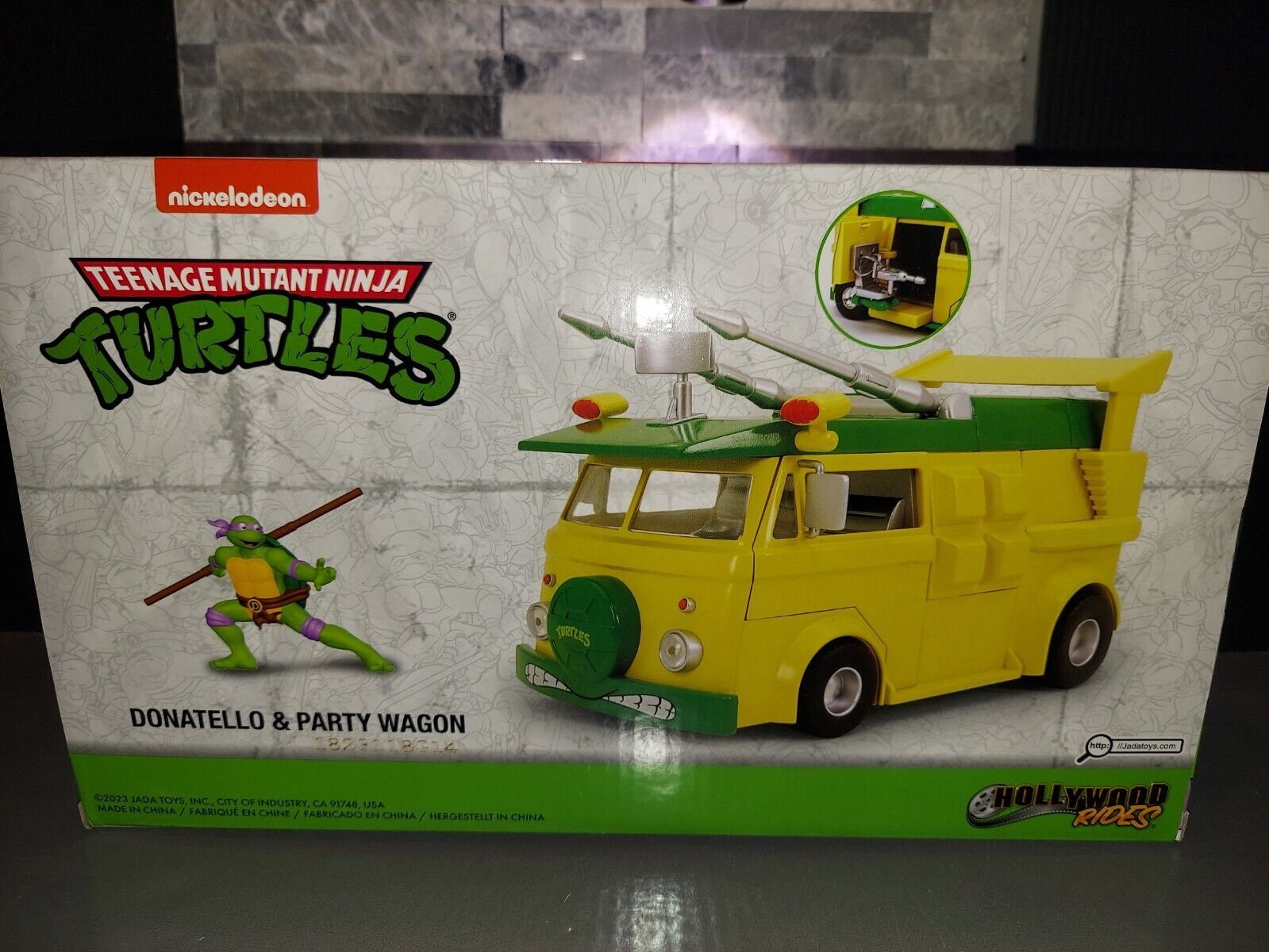 Amazon.co.jp: 1:24 TURTLES THE PARTY WAGON w/DONATELLO