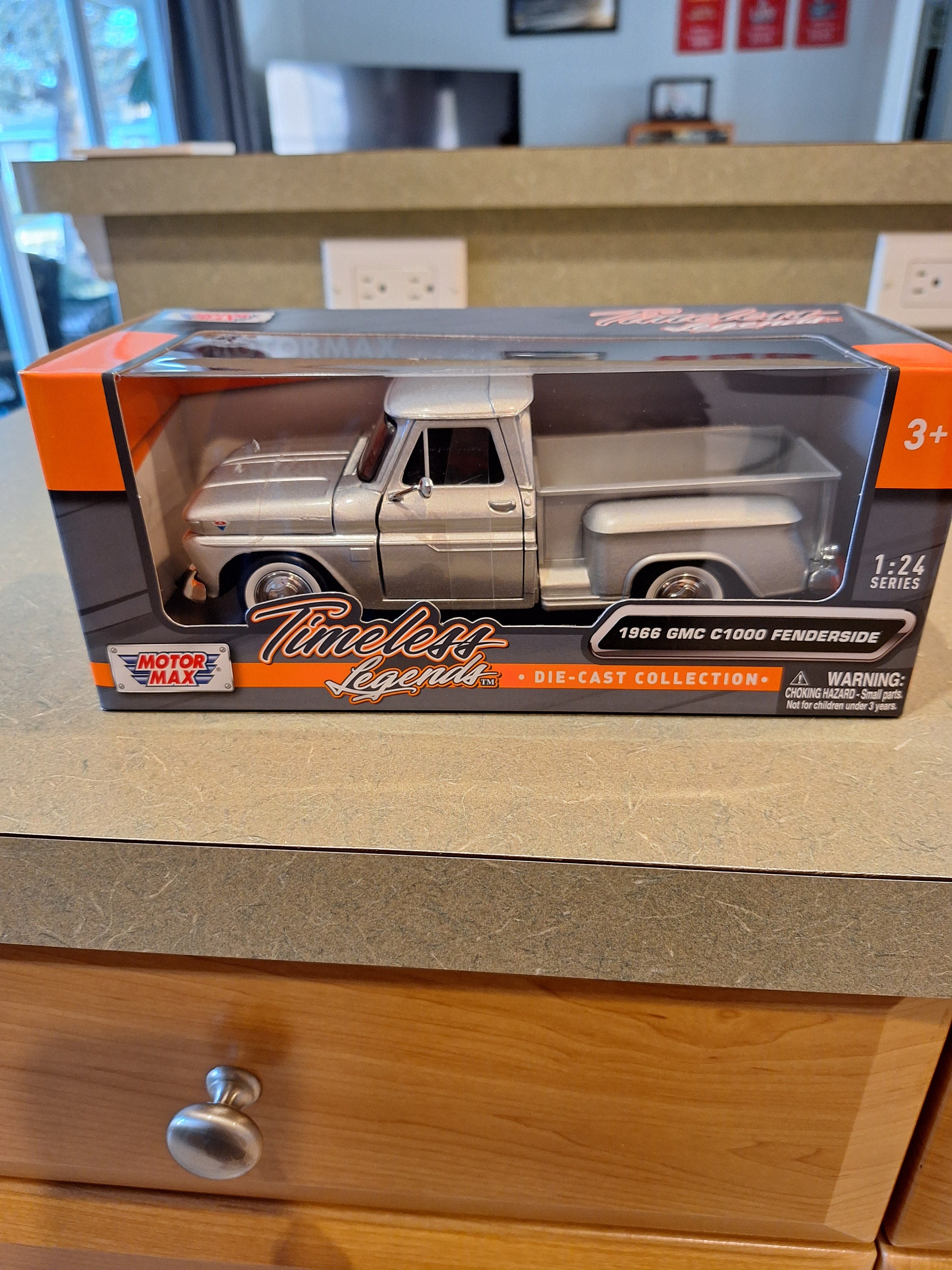 2016 gmc sierra diecast best sale