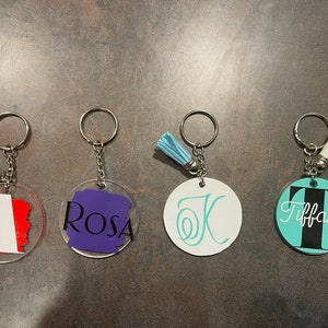 Chaveiro personalizado, chaveiro personalizado, chaveiro redondo, chaveiro, chaveiro com letras, chaveiro com nome