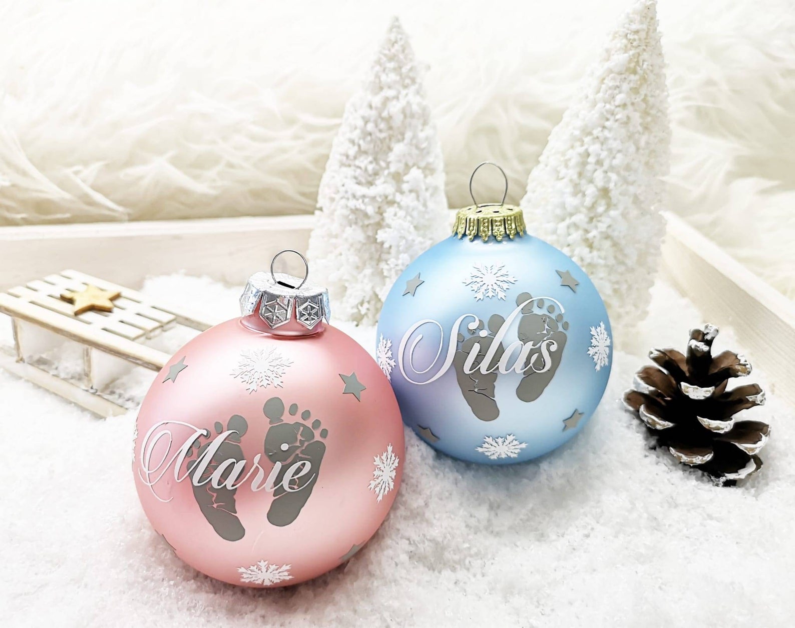 2 Christmas balls personalized with desired names  Etsy