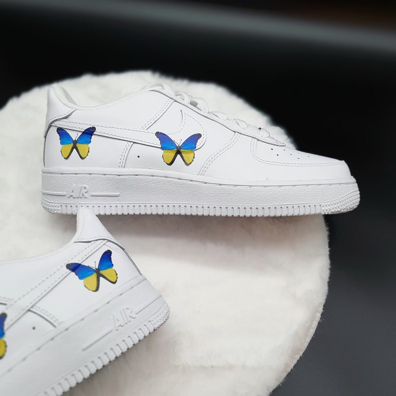 black air force 1 with butterflies