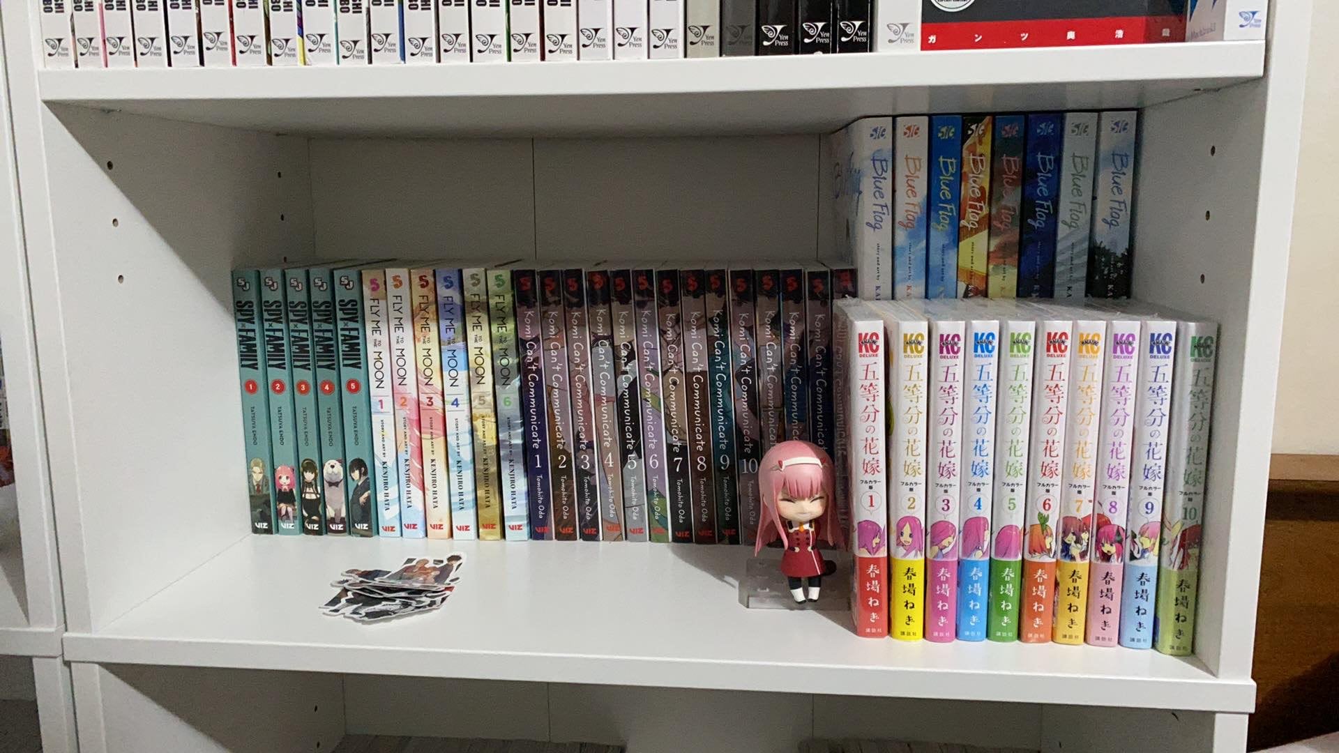 Réhausse/organisateur d'étagères MANGA/ANIME, organisation