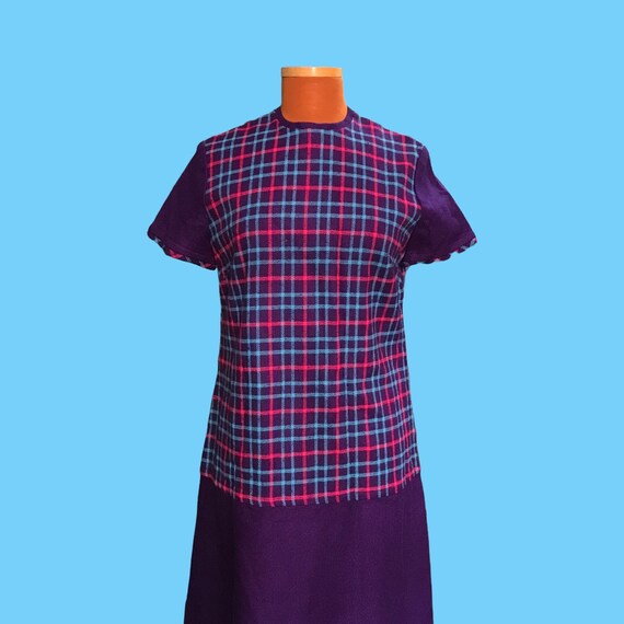 Purple Plaid Short Sleeve Vintage Dress, Misses S… - image 2