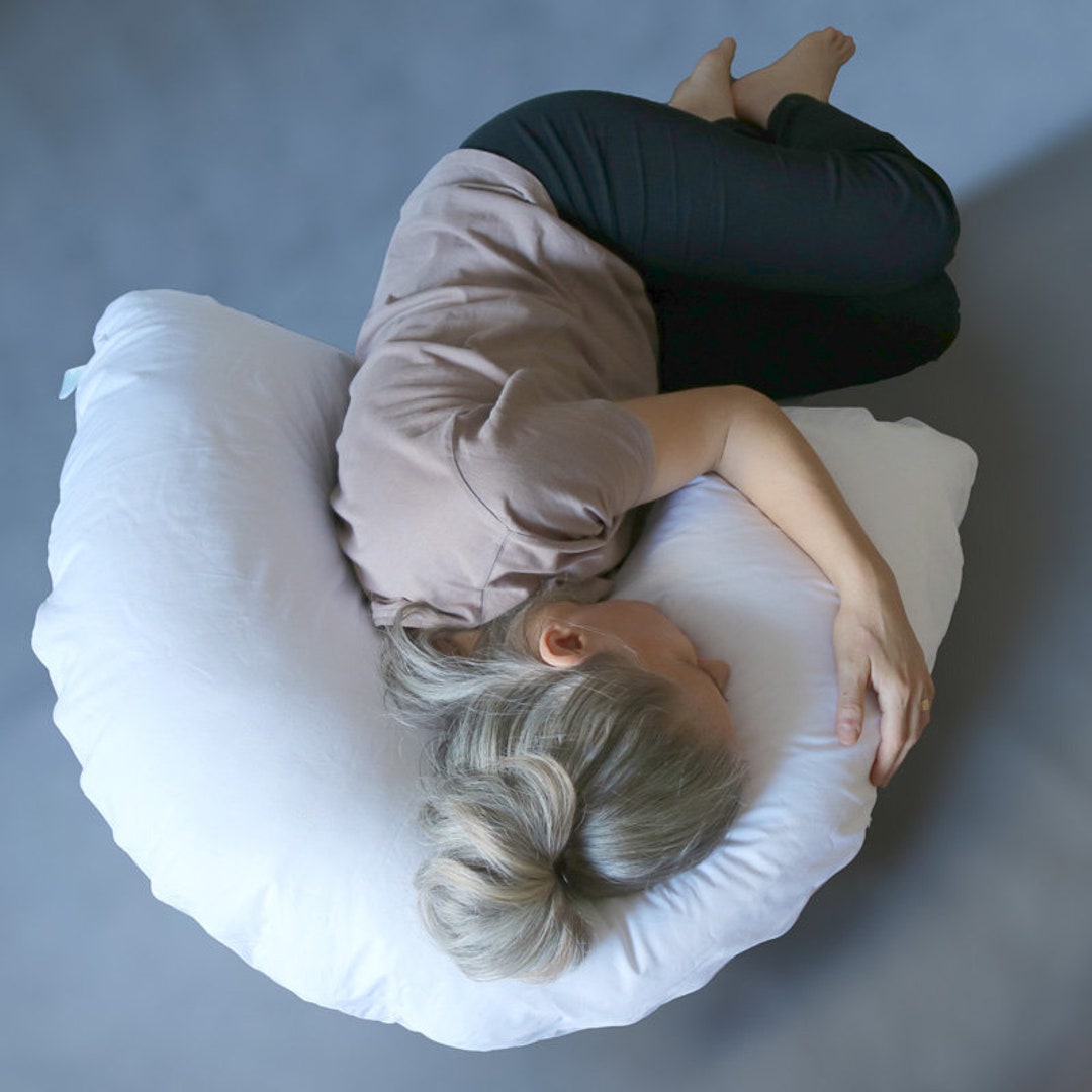 Body Pillow/ Side Sleeper Curved Pillow / Pregnancy Pillow/ Etsy