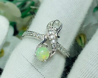 Anillo de piedra de ópalo, anillo de ópalo, piedra de ópalo, anillo de plata, anillo de diseño único, anillo de aniversario, anillo de compromiso, anillo llamativo, estilo victoriano