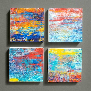 Ensemble de 4 peintures de paysages abstraits de 10 x 10 cm chacune Techniques mixtes, toile marouflée sur planches de bois. image 2