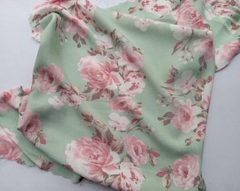 Rayón Challis - Tejido irregular - Flores desgastadas sobre tela de rayón menta - Corte a medida - Tejido para prendas de vestir